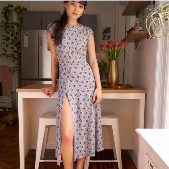 Reformation Dresses & Skirts - New reformation gavin dress in petunia Sz 8